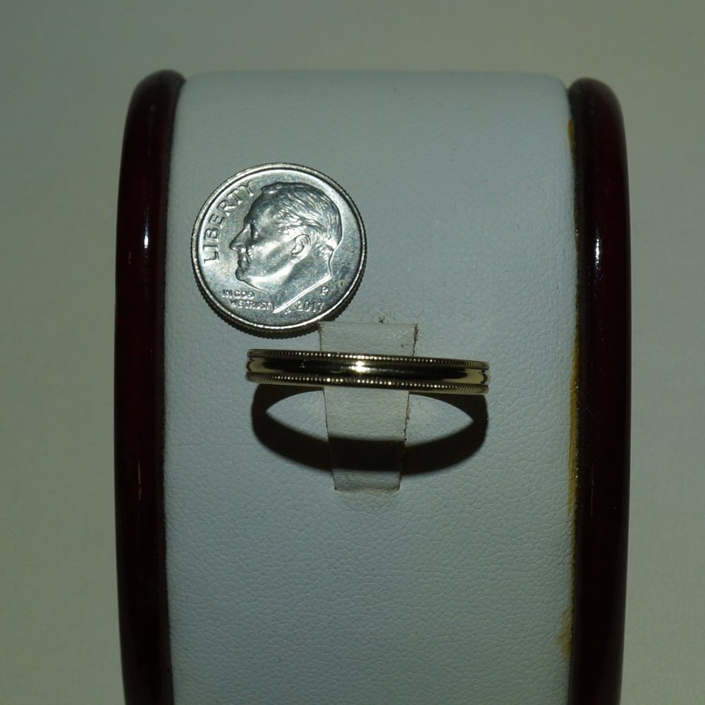 10KY gold Size 12 Wedding band - Picture 6 of 6